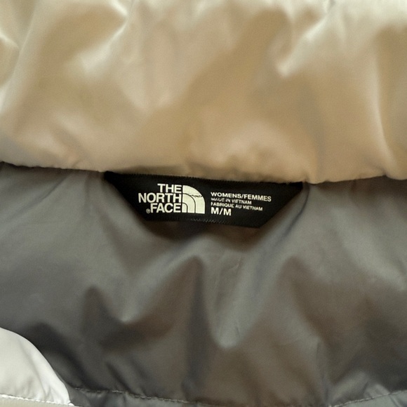 The North Face Snowy White Quilted Puffer Vest - Picture 3 of 5